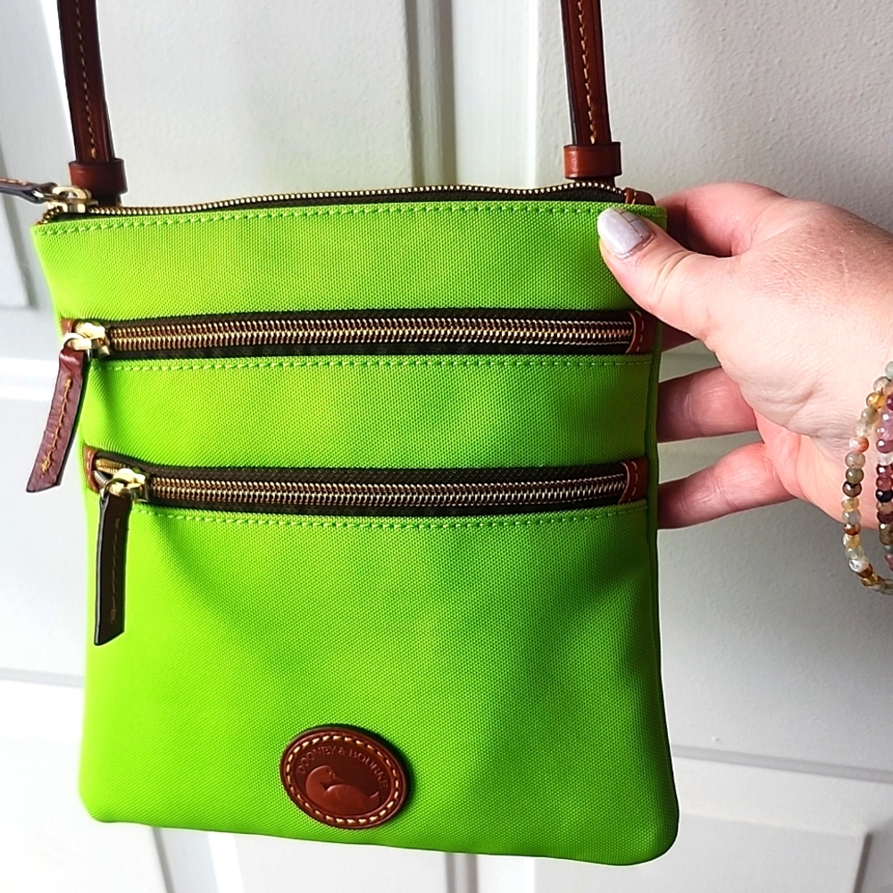Dooney & Bourke  crossbody